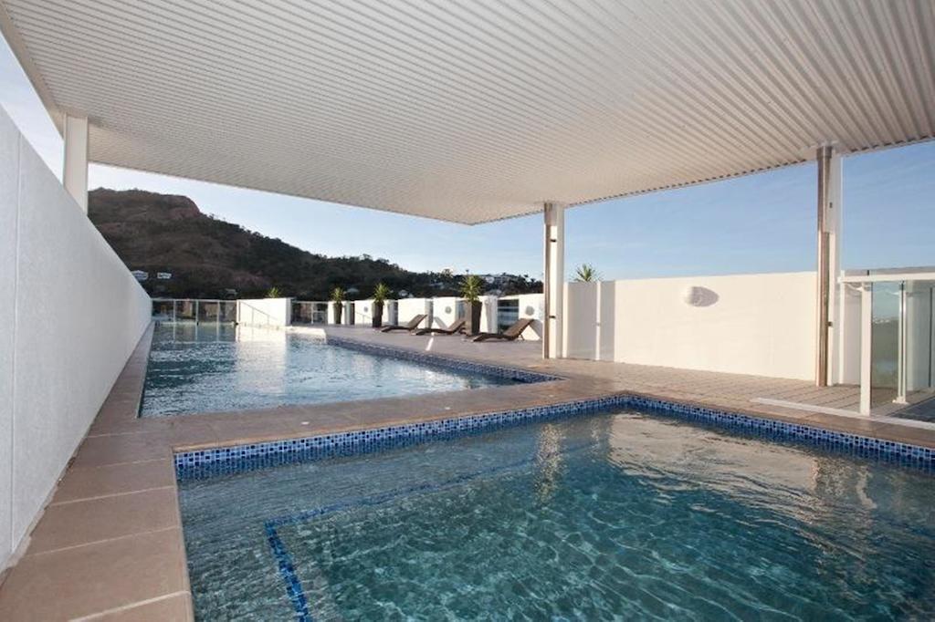 Central Holborn Apartments Townsville Eksteriør billede